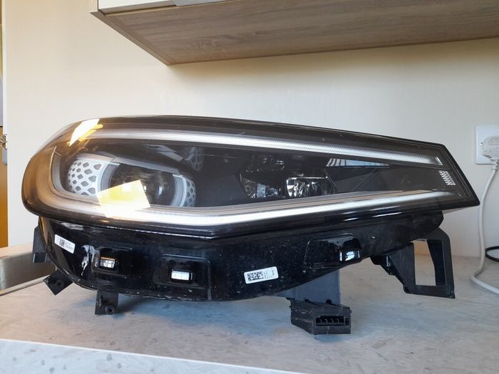 Vw ID4 Drivers Side LED Headlight