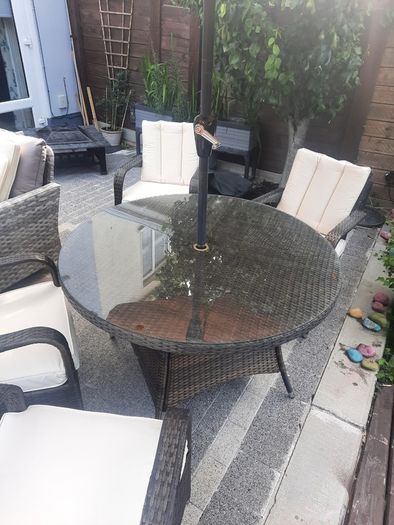Garden Furniture Set  Excellent Condition