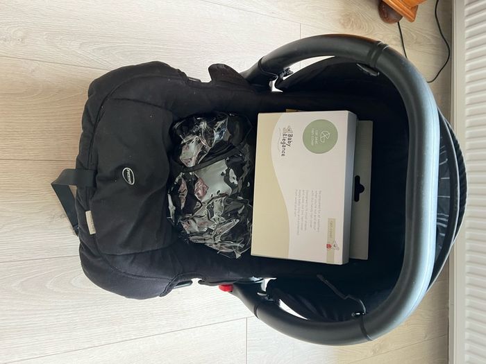 Baby Elegance Car seat with sun cover and Baby Elegance pram/ car seat rain cover