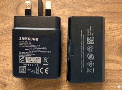 New Samsung fast charger 45W Plug and C type cable