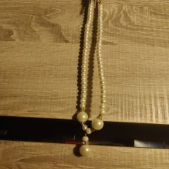 pearl necklace