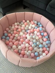 Ball pit