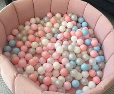 Ball pit