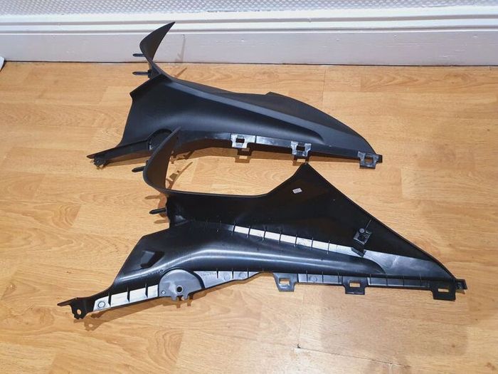 BMW S1000RR  side trim cockpit panels