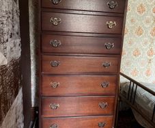Chest drawers