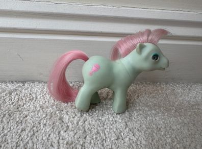 My Little Pony Baby Cuddles G1 1986 Beddy Bye Eye MLP Dirty approx. 7.5 cm. Used sometimes left eye opens only to the middle Please see photos