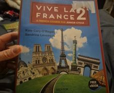 Vive La France 2 Junior Cycle French Textbook Mentor