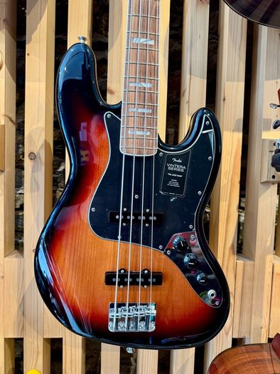 2021 Fender Vintera 70's Jazz Bass - AS NEW