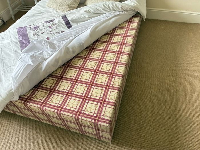 Double bed divan base