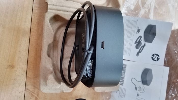 HP Docking Station - New
