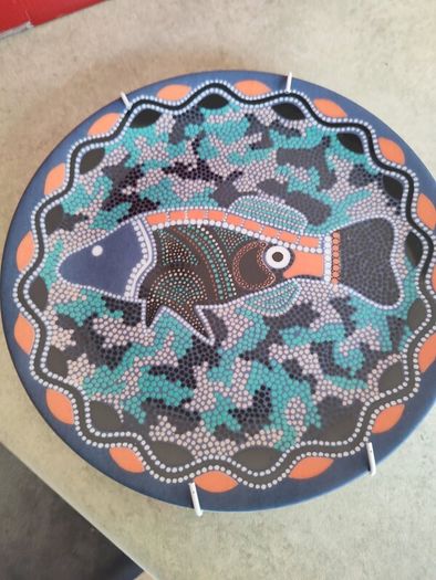 Pam Hall Aboriginal "Fish Dreaming" original collectors Hanging plate, Baribunma.