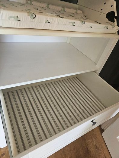Changing Table