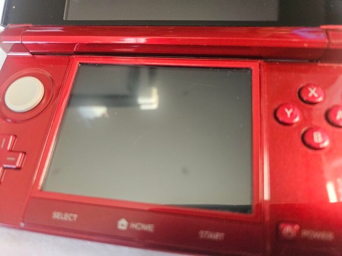 Boxed Nintendo 3DS metalic red