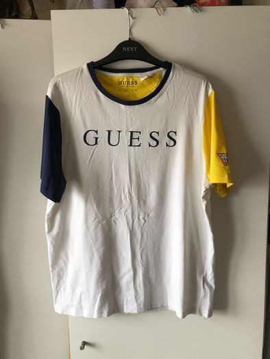 Mens Guess teeshirt size M