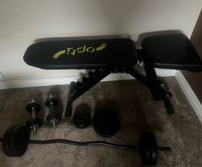 weight bench and weights