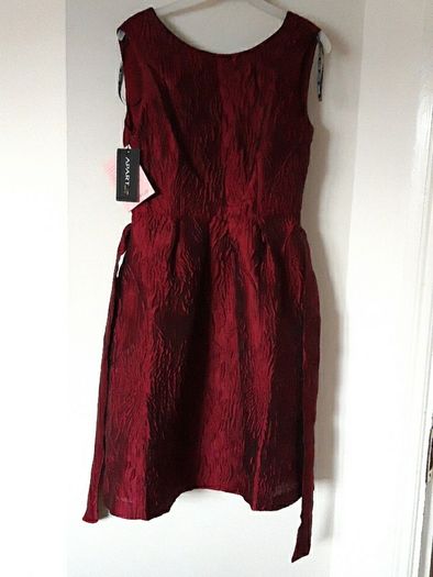 Apart dress (size GB 8)NWT
