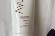 Ayu Glo vegan gradual tan medium / dark