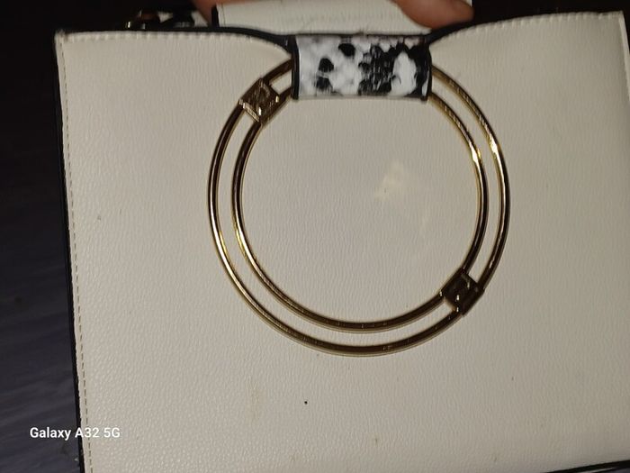 Women's handbags used 0