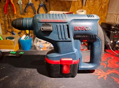 Bosch SDS drill 24v with upgraged battery
