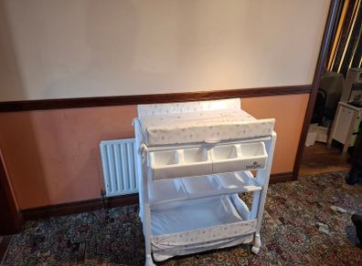 Smart Changer with Bath