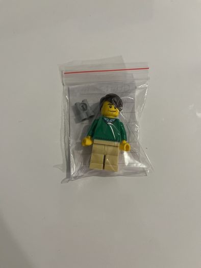 Lego City Airport Glinder Pilot minifigure