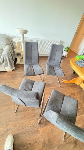 4 Chairs Donate