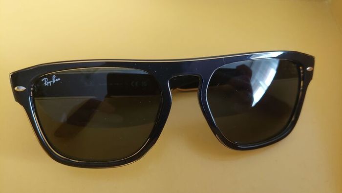 Ray Ban  Sunglasses