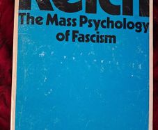 The Mass Psychology of Fascism / William Reich / 1970