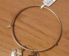 Gold-plated Chrysalis bracelet - NEW