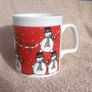A vintage Christmas mug by Kilncraft (early 1980s) - snowmen design Image 3