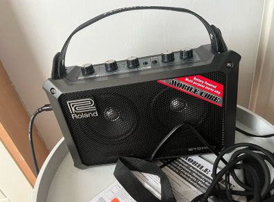 Roland keyboard amplifier
