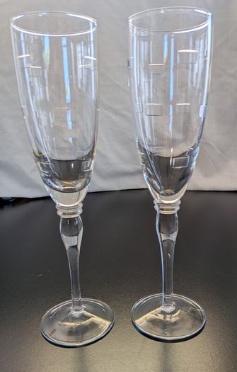 Pair Tall Etched Champagne Flutes Geometric Glass Toasting Glasses 25cm