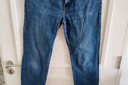 Lambretta unisex jeans 32 waist and 30 leg with FREE STANDARD POSTAGE INCLUDED