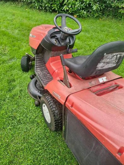 Castlegarden ride on mower Delivery available