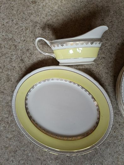 royal tudorware 23 piece