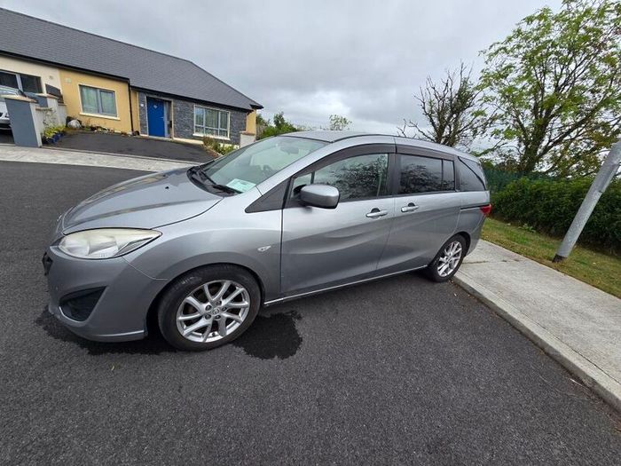 2015 Mazda Premacy