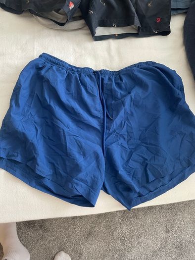 Bulk shorts 32-42 w