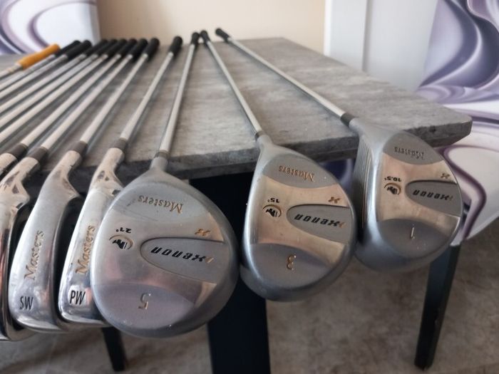 Masters Lady's golf clubs and bag.