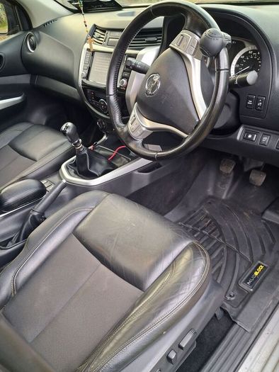 2019 Nissan Navara