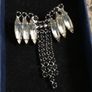 vintage bow brooch Image 2