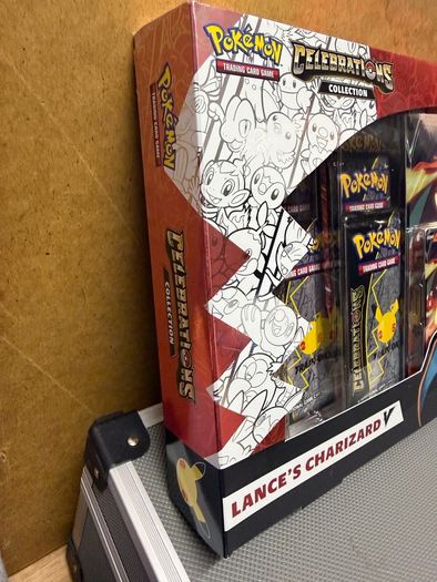 Pokemon Celebrations Lances Charizard V Box