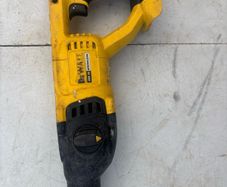 DeWalt 18V XR Brushless Cordless Rotary Hammer Drill