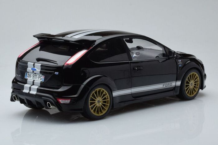 Ford Focus RS mk2 Le Mans Edition 2010 - New in Box - 1/18 - Minichamps
