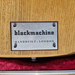 Blackmachine B6 2011