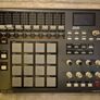 Akai MPD32 MIDI Controller Image 2