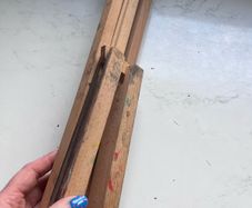 Easel