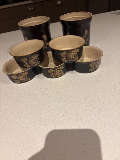 Vintage Bakewell Storage Jars and 5 Ramekins