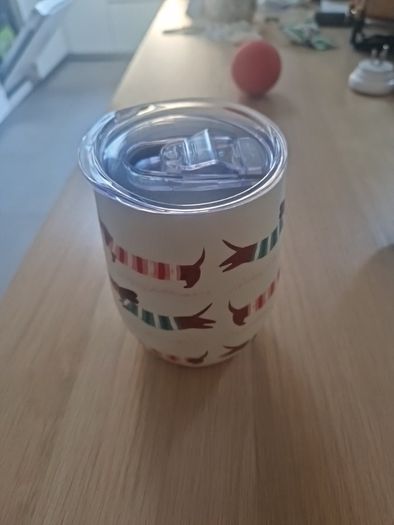Travel mug