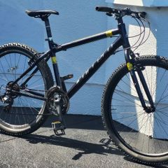 Mountain Carerra Axle 27.5 Wheels
