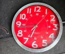 Kitchen clock